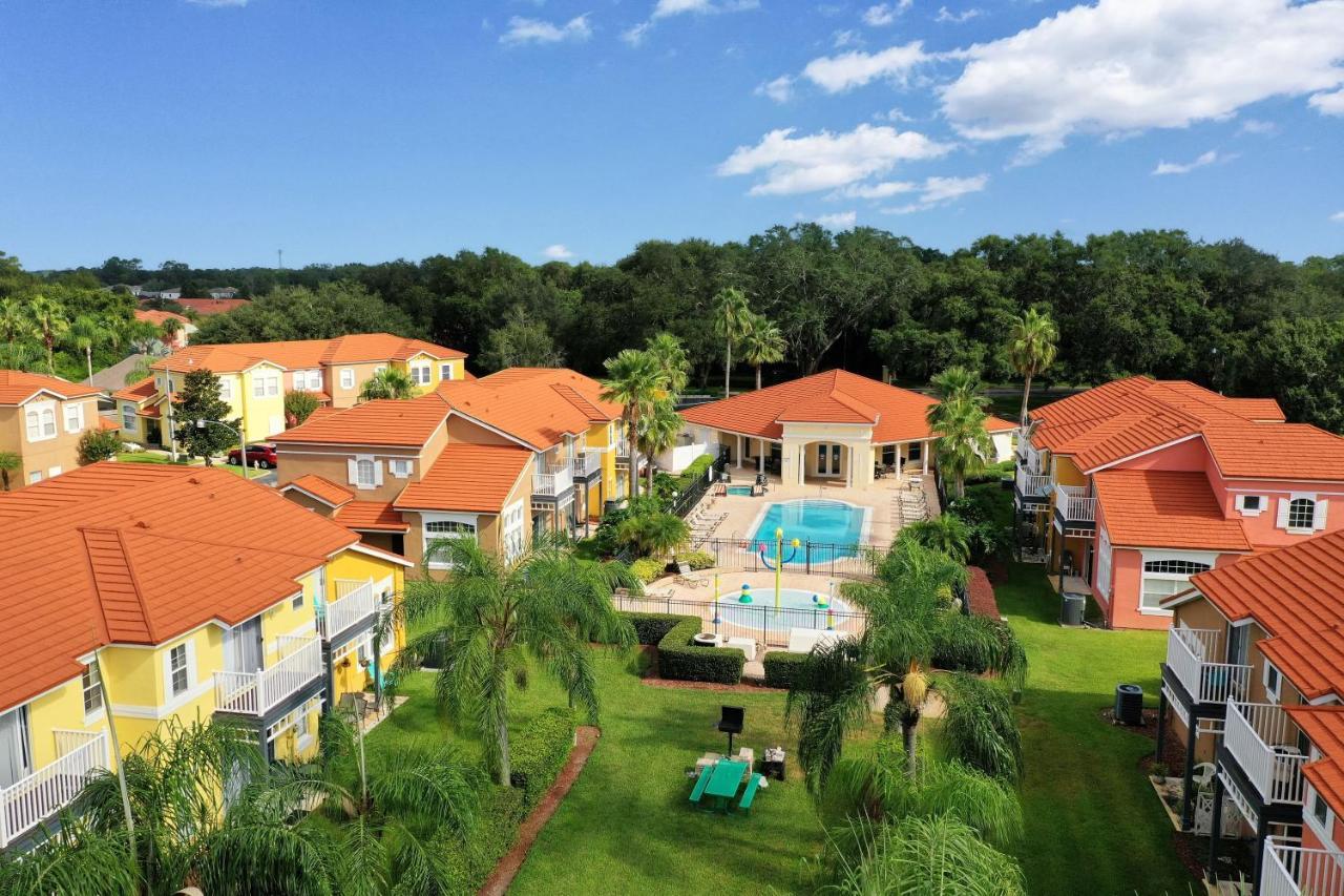 Stylish 3 Bedroom Townhome With Resort Amenities คิสซิมมี ภายนอก รูปภาพ